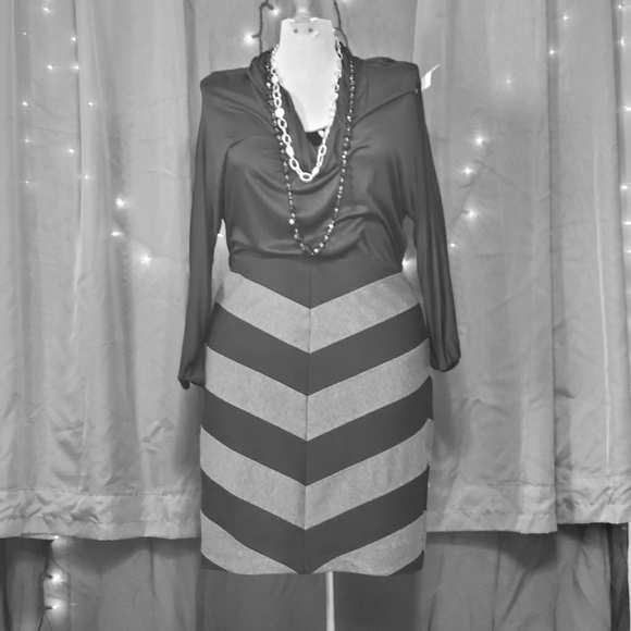 Dress - Picture 1 of 1